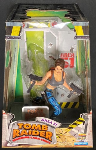 Tomb Raider Lara Croft Area 51 Playmates 10" Figurine